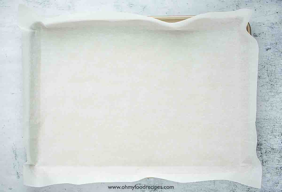 parchment paper on the tray top view