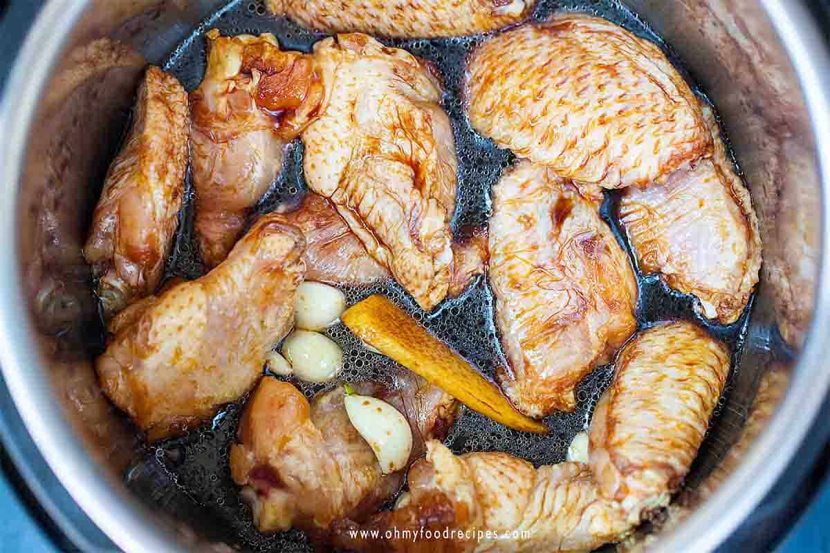 mixture sauce with raw wings