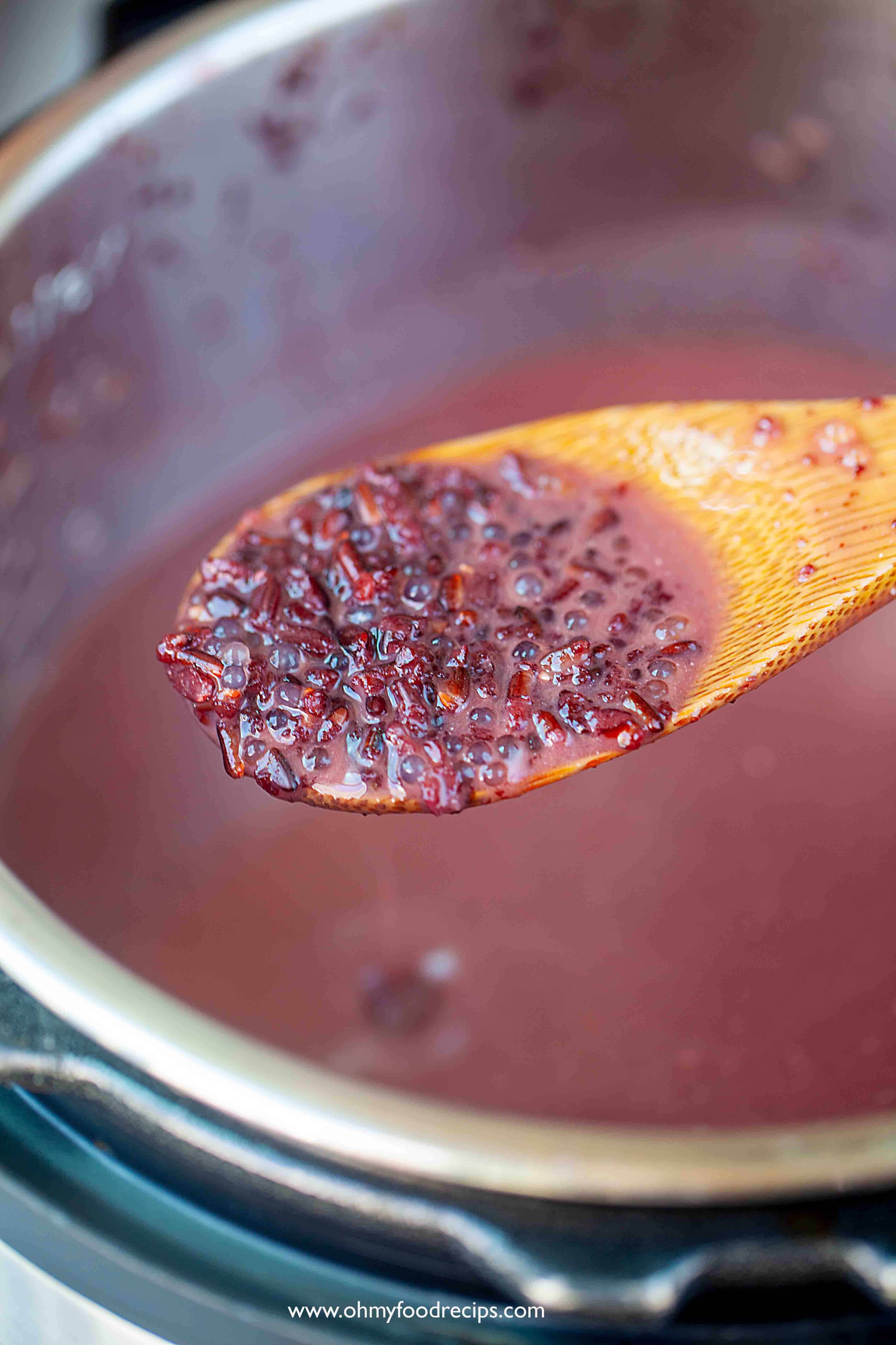 Black Glutinous Rice Dessert (紫糯米糖水) Oh My Food Recipes