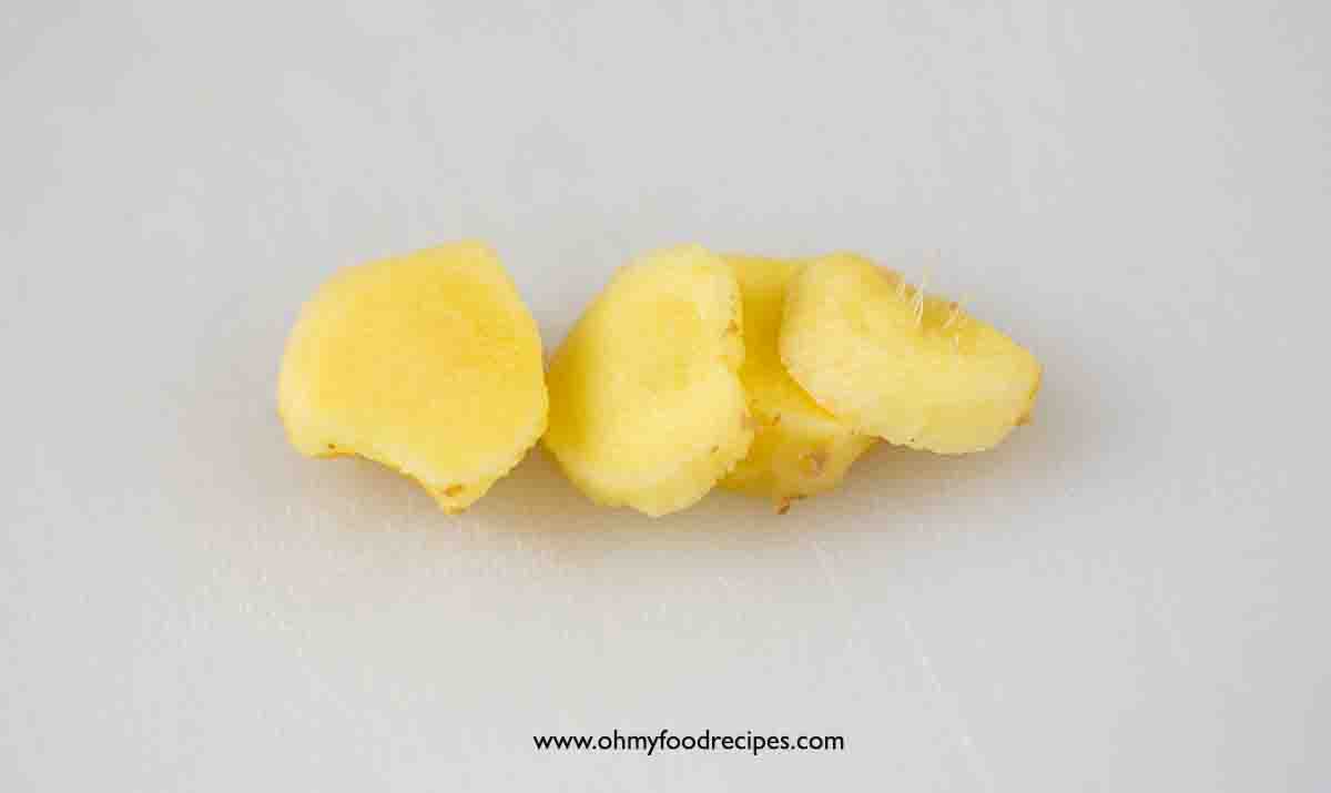 cut ginger slices