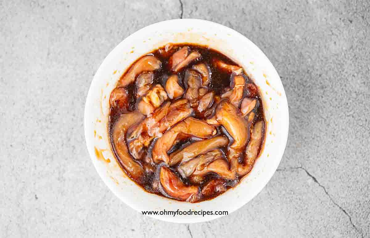 marinated chicken in the bowl top view