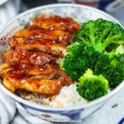 Teriyaki chicken rice bowl with broccoli