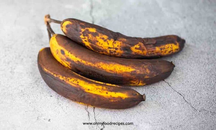 Banana Bread Muffins - Oh My Food Recipes