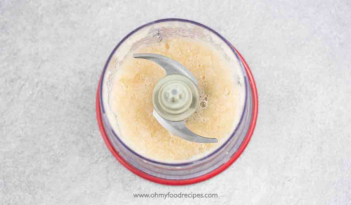 chop Asian pears in the chopper top view